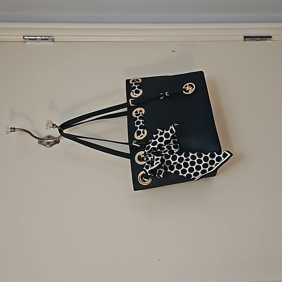 MICHAEL KORS Navy Blue Jet Set Polka Dot Scarf Tote Bag - Picture 3 of 16